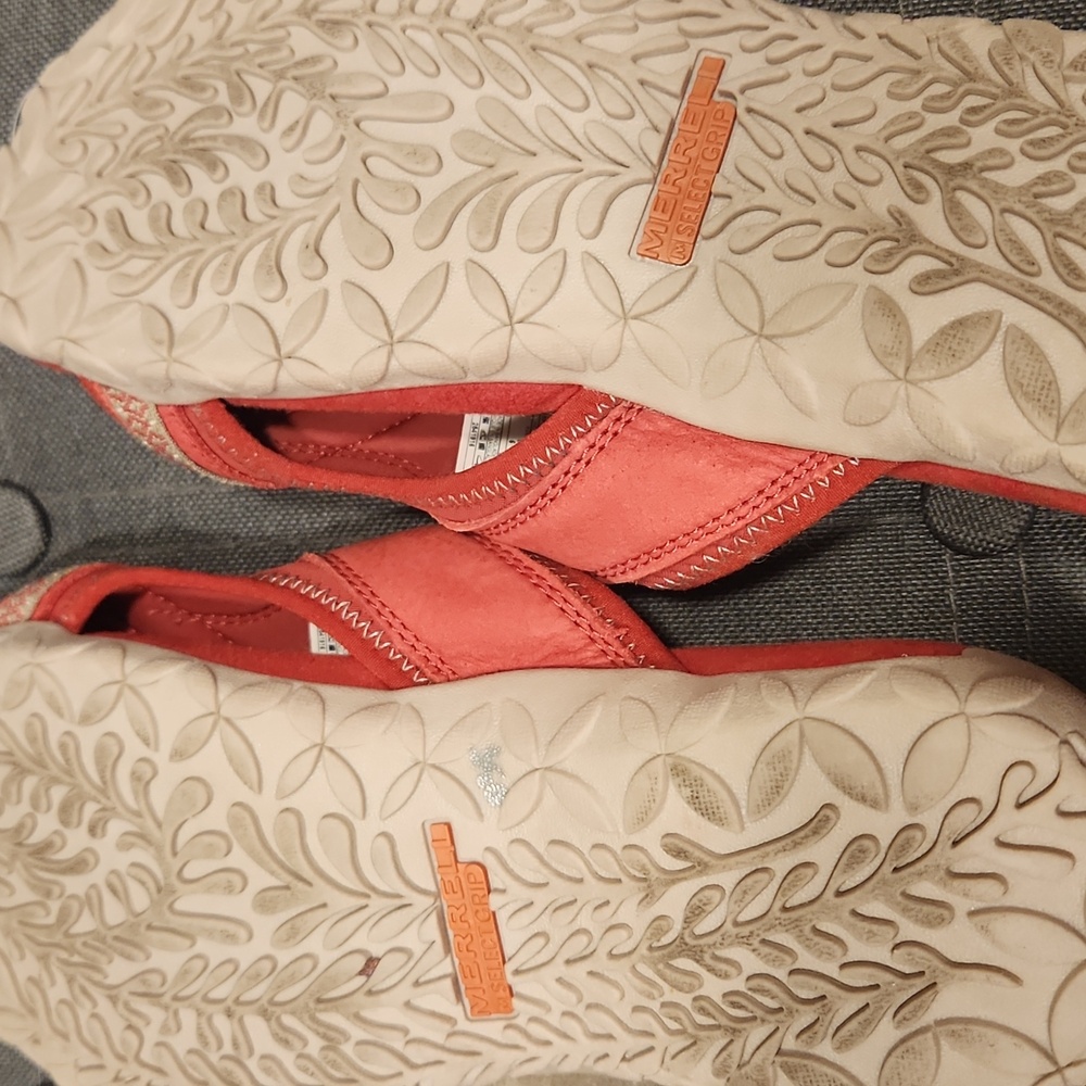Merrell $36 - Picture 4 of 5